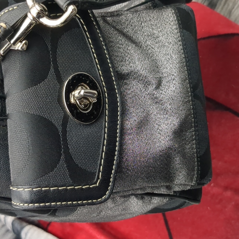 Coach Logo 2 Way  Tote Bag duffel Charm Canvas LeatherF06K- 10392 - Picture 7 of 16
